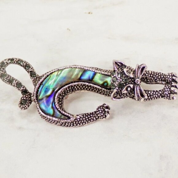 Stretching Cat brooch pin in abalone shell, crystals, and in an antique finish - Picture 3 of 5